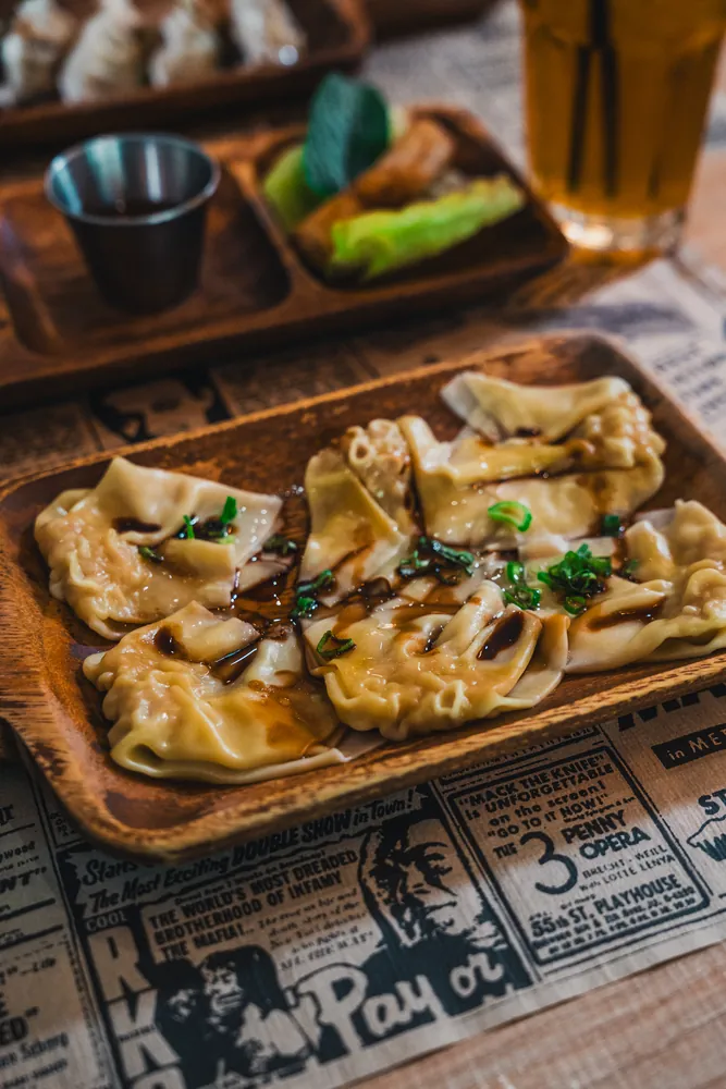 Saquitos al vapor rellenos de carne y gambas en Kiu Nam, restaurante vietnamita en Barcelona