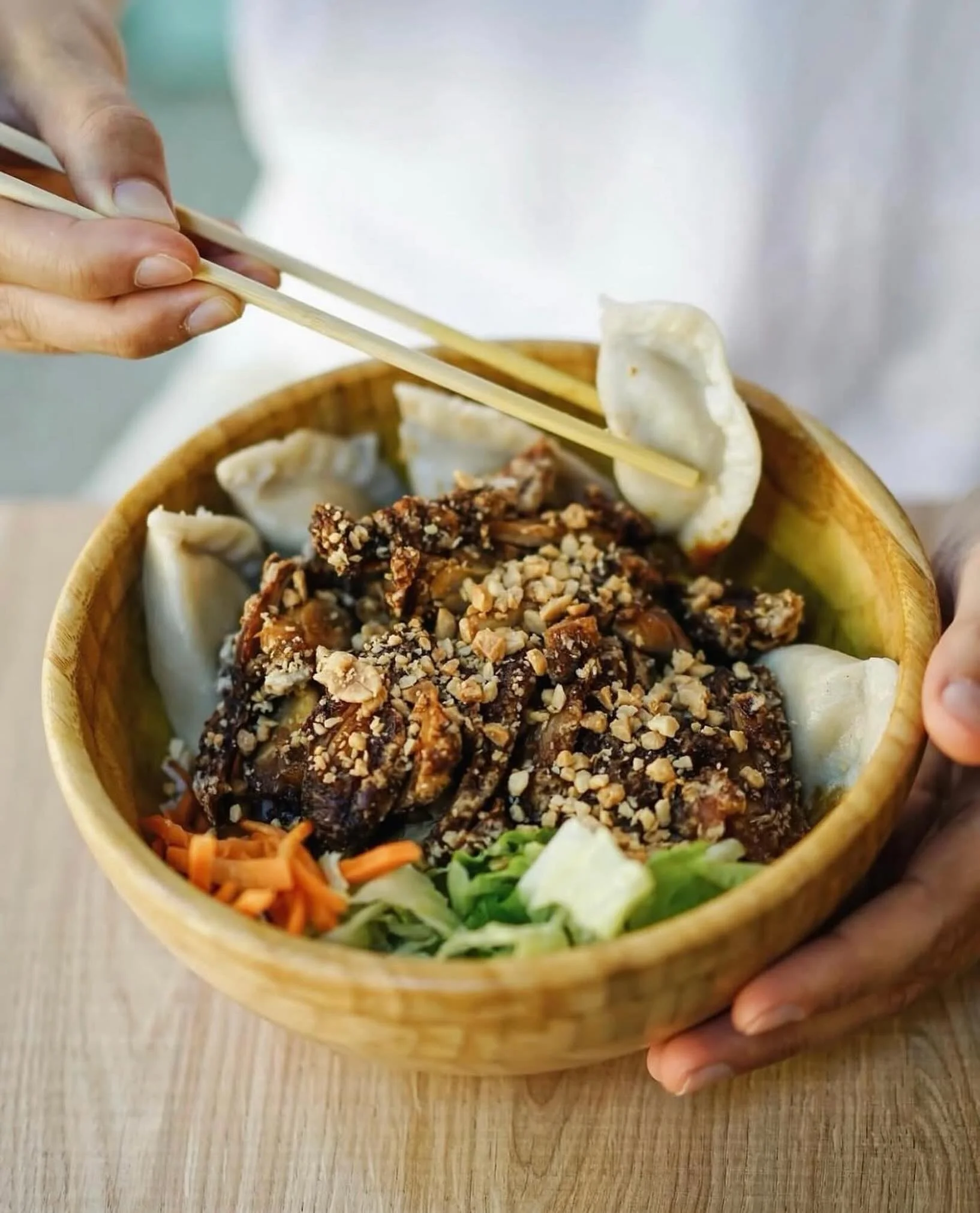 Pollo frito lemongrass en Kiu Nam, restaurante vietnamita en Barcelona